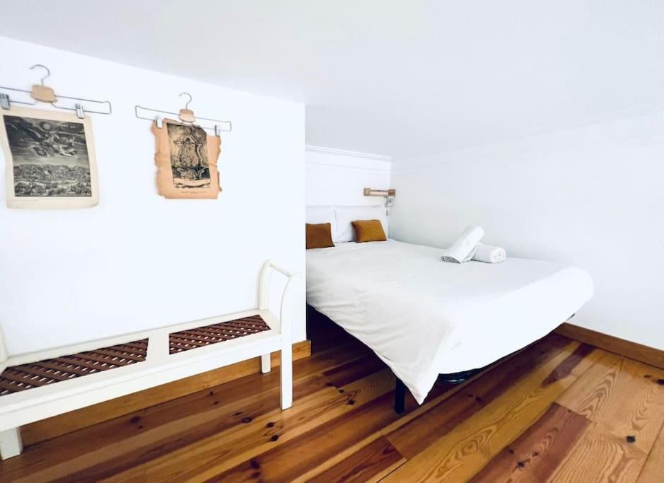 Lisbon Lovely Mezzanino Studio Close To Lx Factory Exterior photo