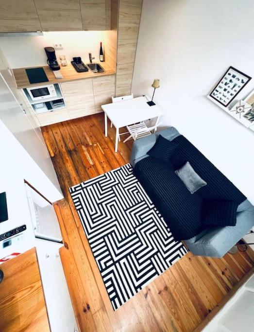 Lisbon Lovely Mezzanino Studio Close To Lx Factory Exterior photo